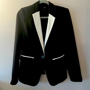 Chic Women’s Tuxedo Blazer Mossimo sz S